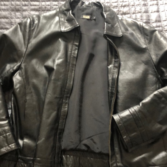 Cool slim fitting “Large” Pegabo leather jacket - Picture 1 of 6